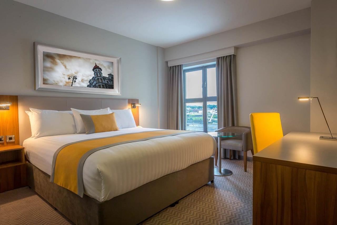 Maldron Hotel & Leisure Centre Limerick Junction Kültér fotó